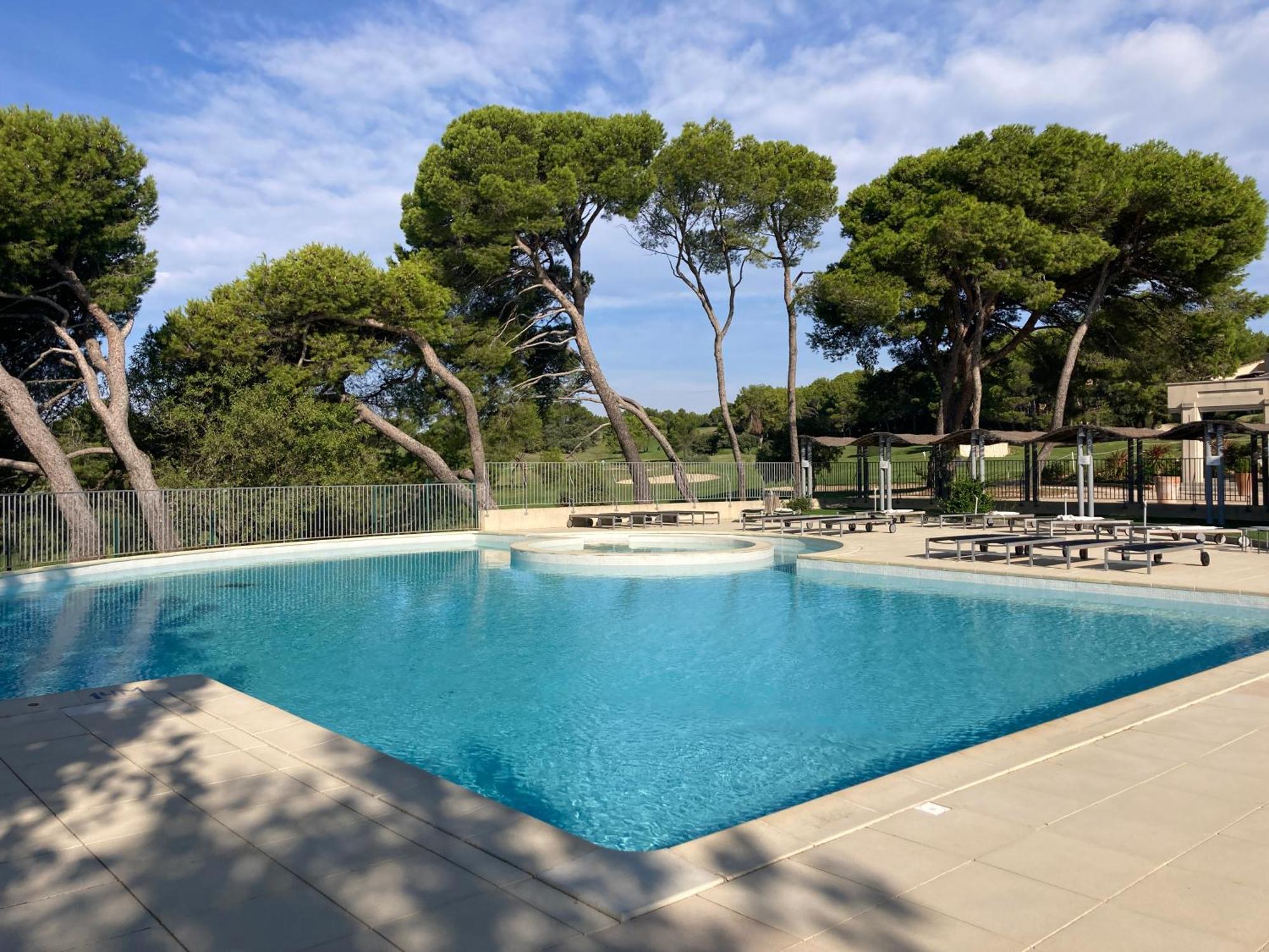 La Perle Du Golf -Magnifique Vue Clim Linge Golf Saumane 6P Piscine Tennis Exterior photo